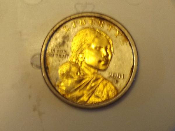 This-2001-D-Sacagawea-Dollar-Is-Apparently-Gold-And-Silver-Plated